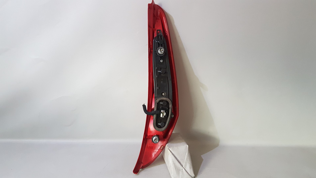 STOP SVJETLO FIAT PUNTO > 99-03 FT023015 46794078
