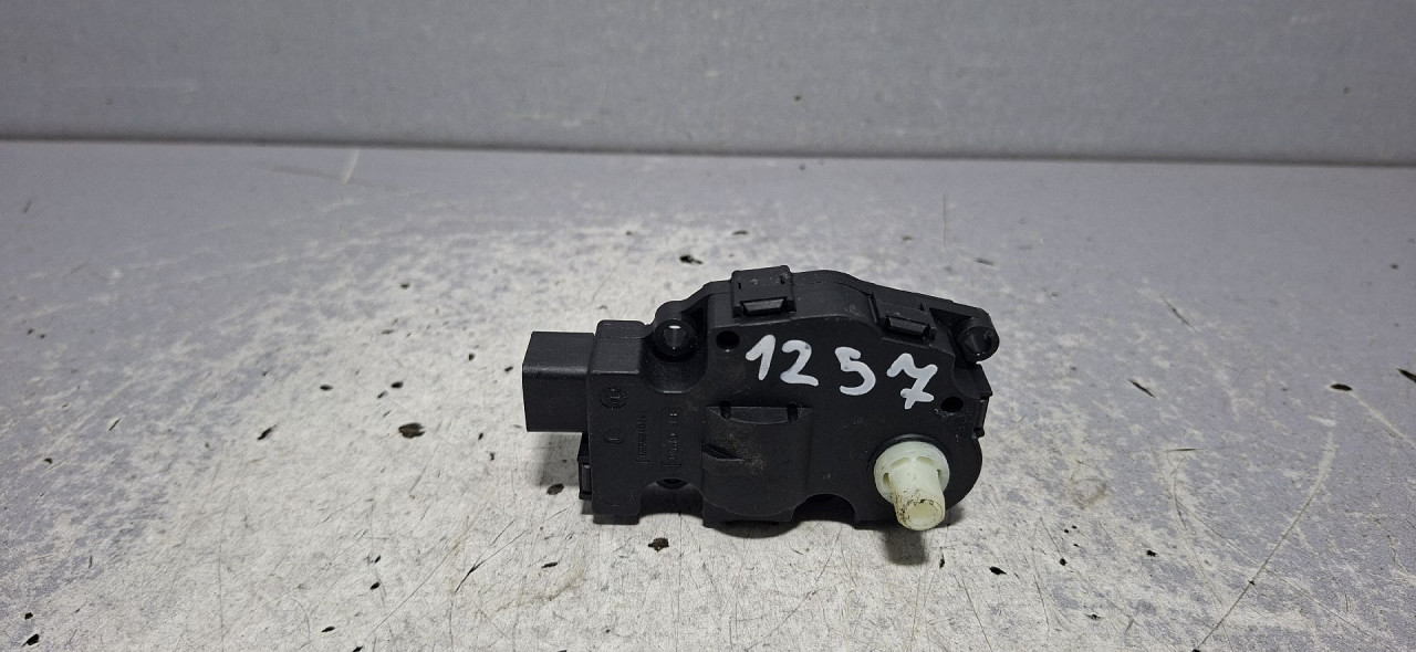DIJELOVI MOTORIC KLAPNE AUDI A4 (B8) > 07-11 2.0 K9749004