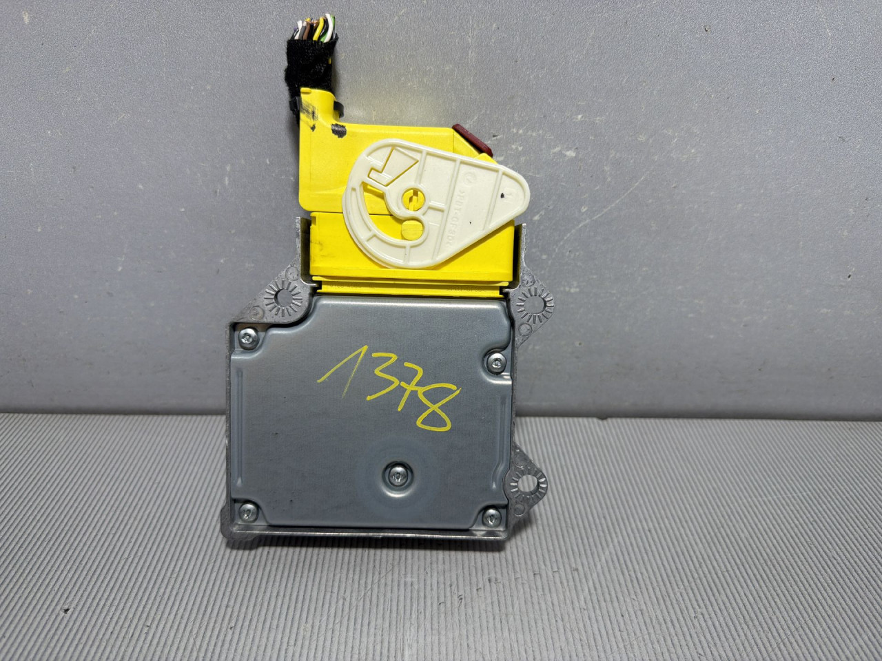 DIJELOVI ELEKTRONIKA AIRBAGA AUDI Q5 > 12-16 2.0 8R0959655G