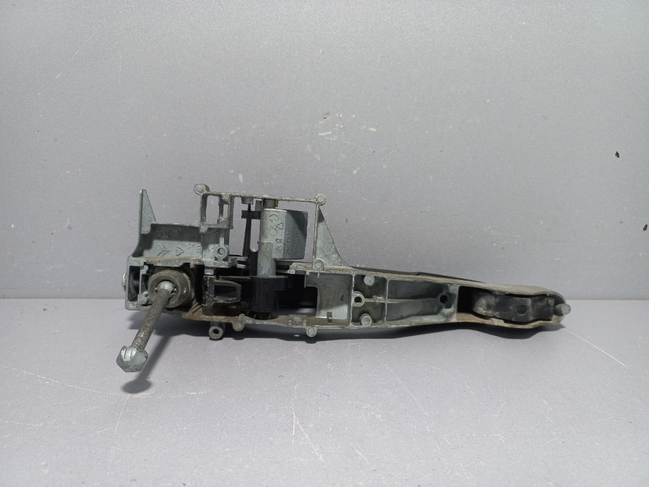 RUCKA VRATA PEUGEOT 207 > 06-09 9680656680