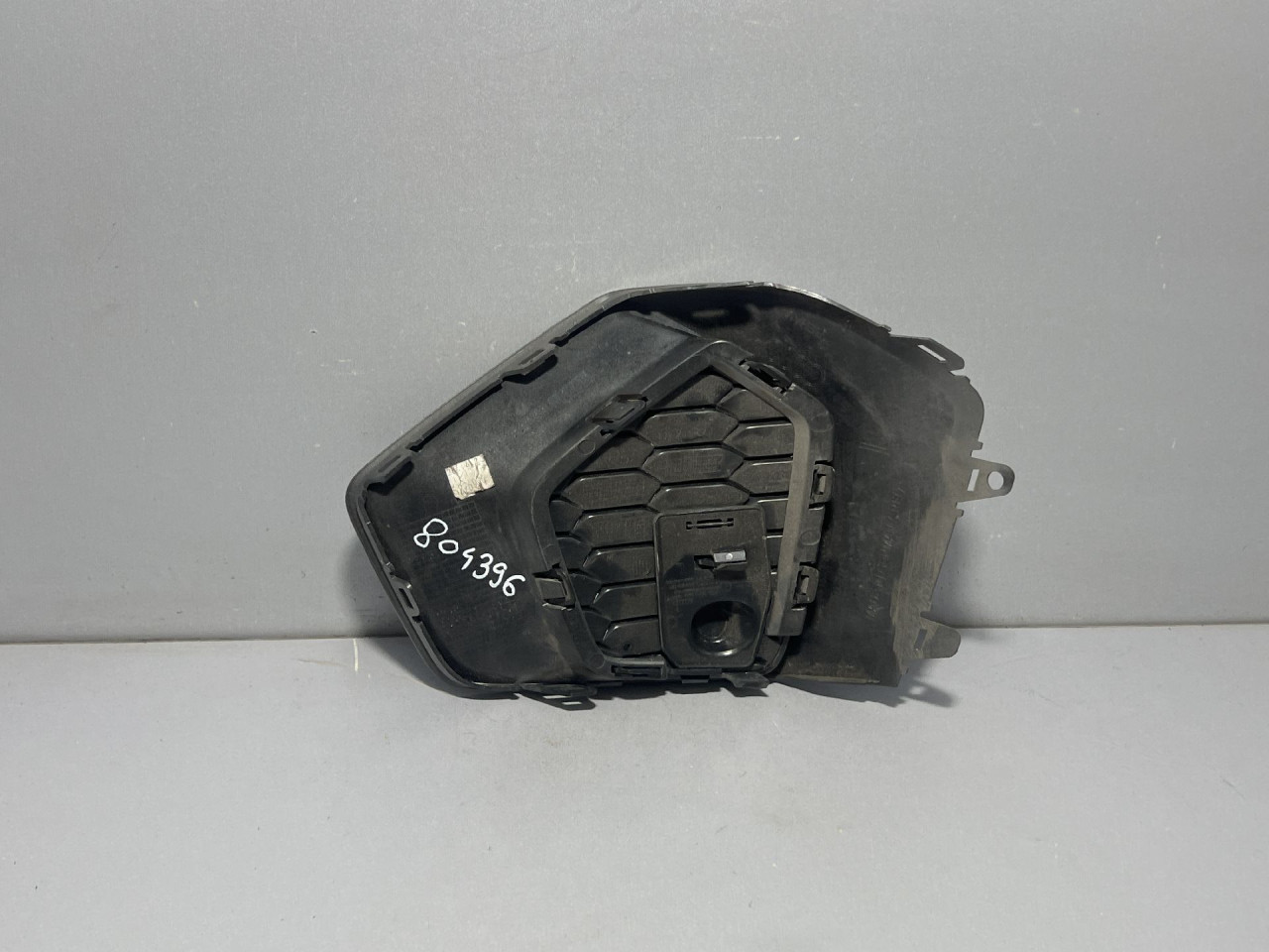 RESETKA BRANIKA AUDI A3 (8VF/8VK) > 16-20 8Y0807953