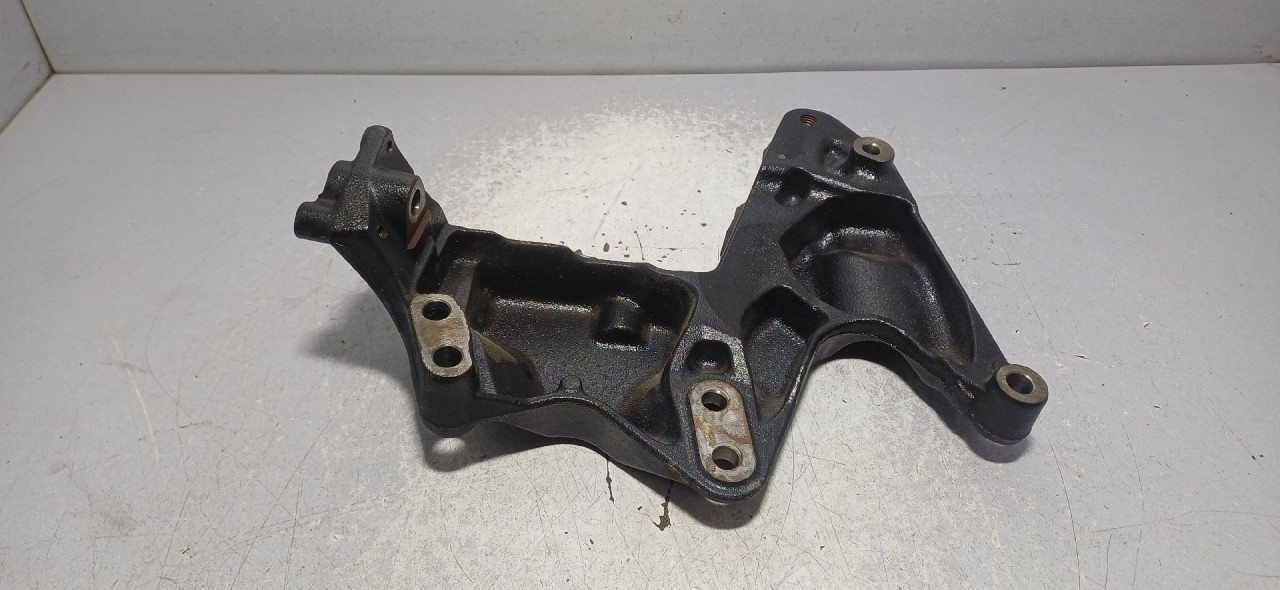 DIJELOVI NOSAC MOTORA NISSAN X-TRAIL > 17- 1.6 112319818R