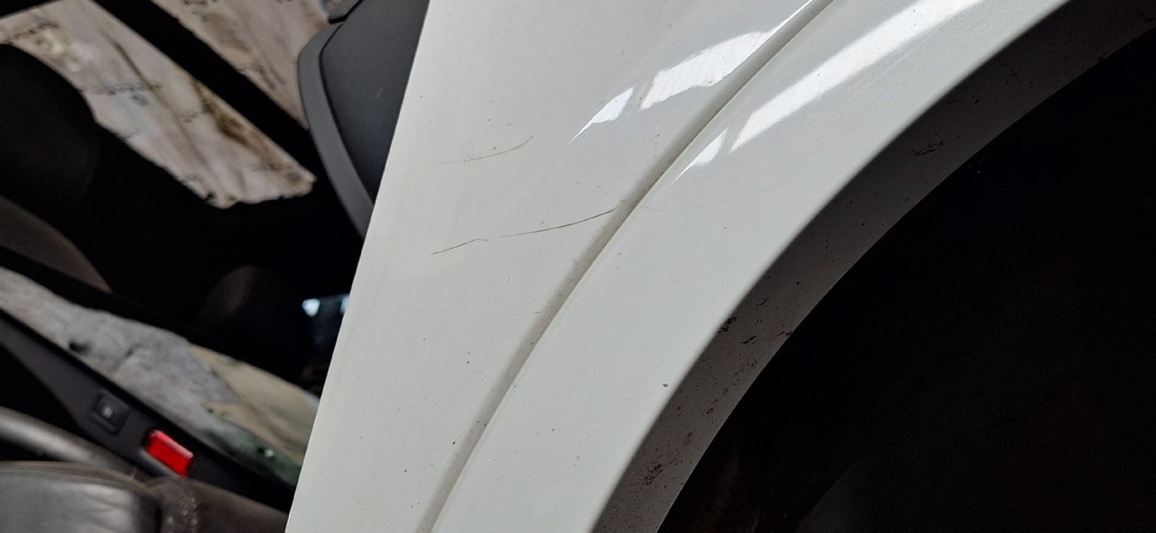 DIJELOVI BLATOBRAN AUDI Q3 > 11-15 2.0 8U0821106