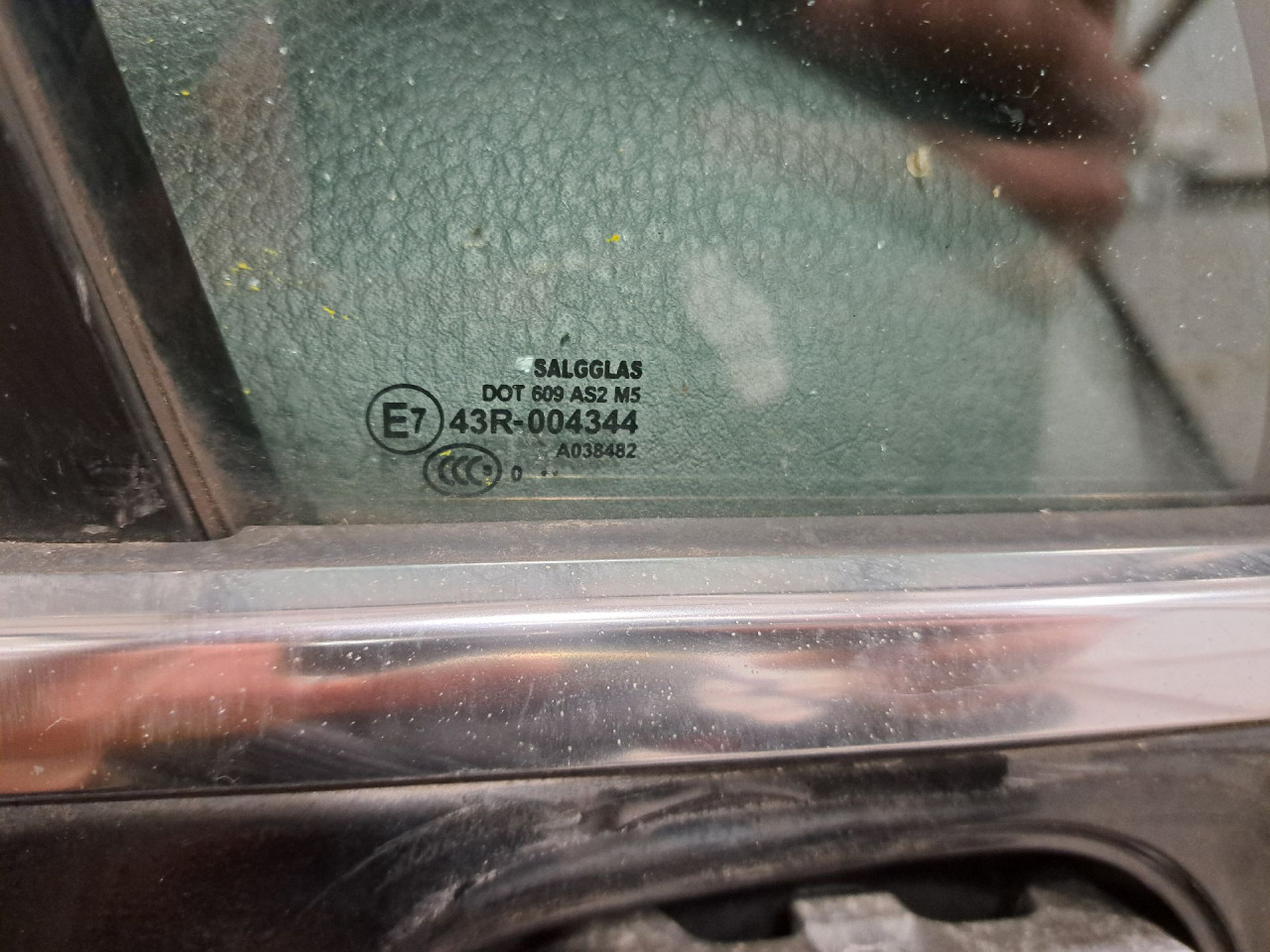 DIJELOVI STAKLO VW TOUAREG > 11-14