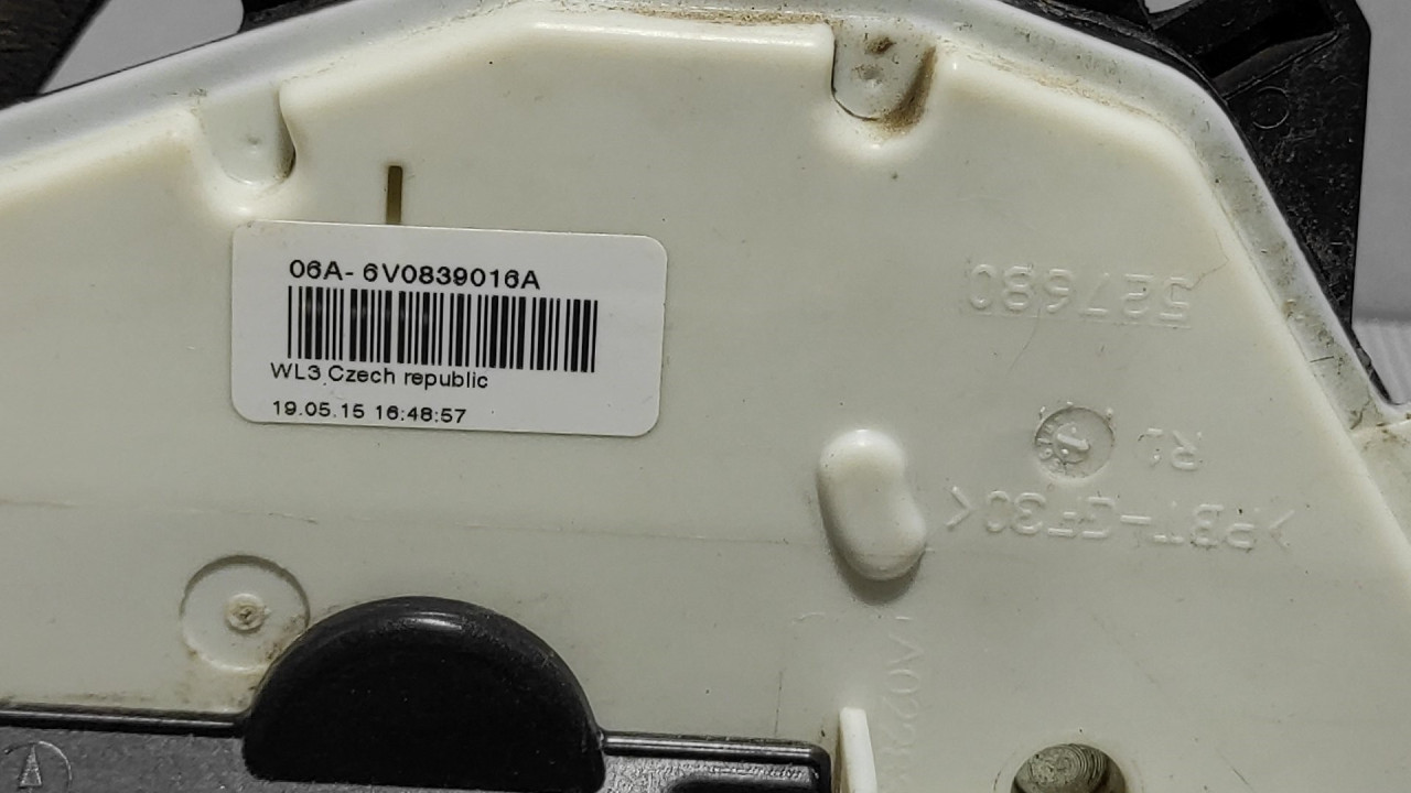DIJELOVI BRAVA VRATA SKODA FABIA > 14- 6V0839016A