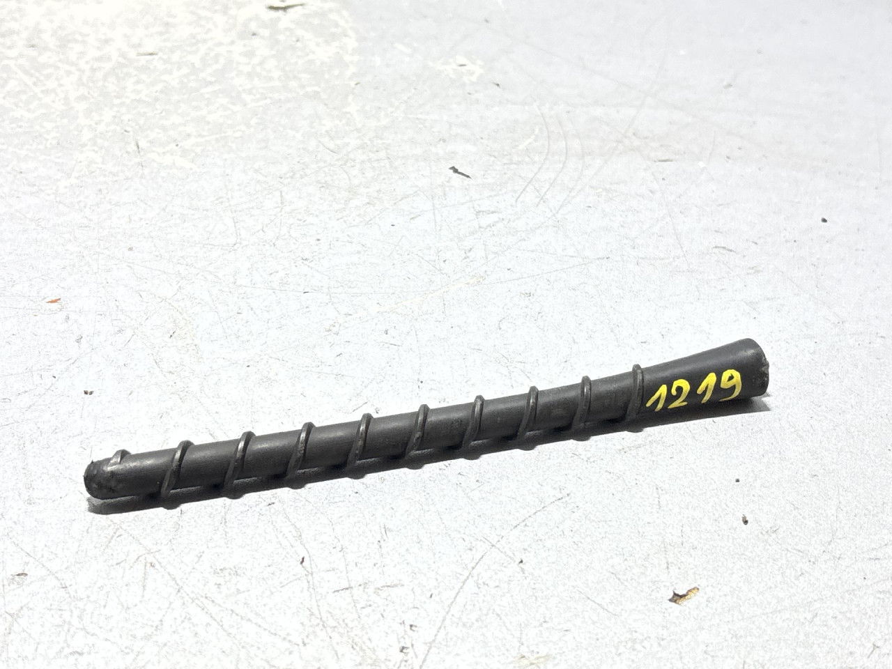 DIJELOVI ANTENA TOYOTA YARIS > 14-16