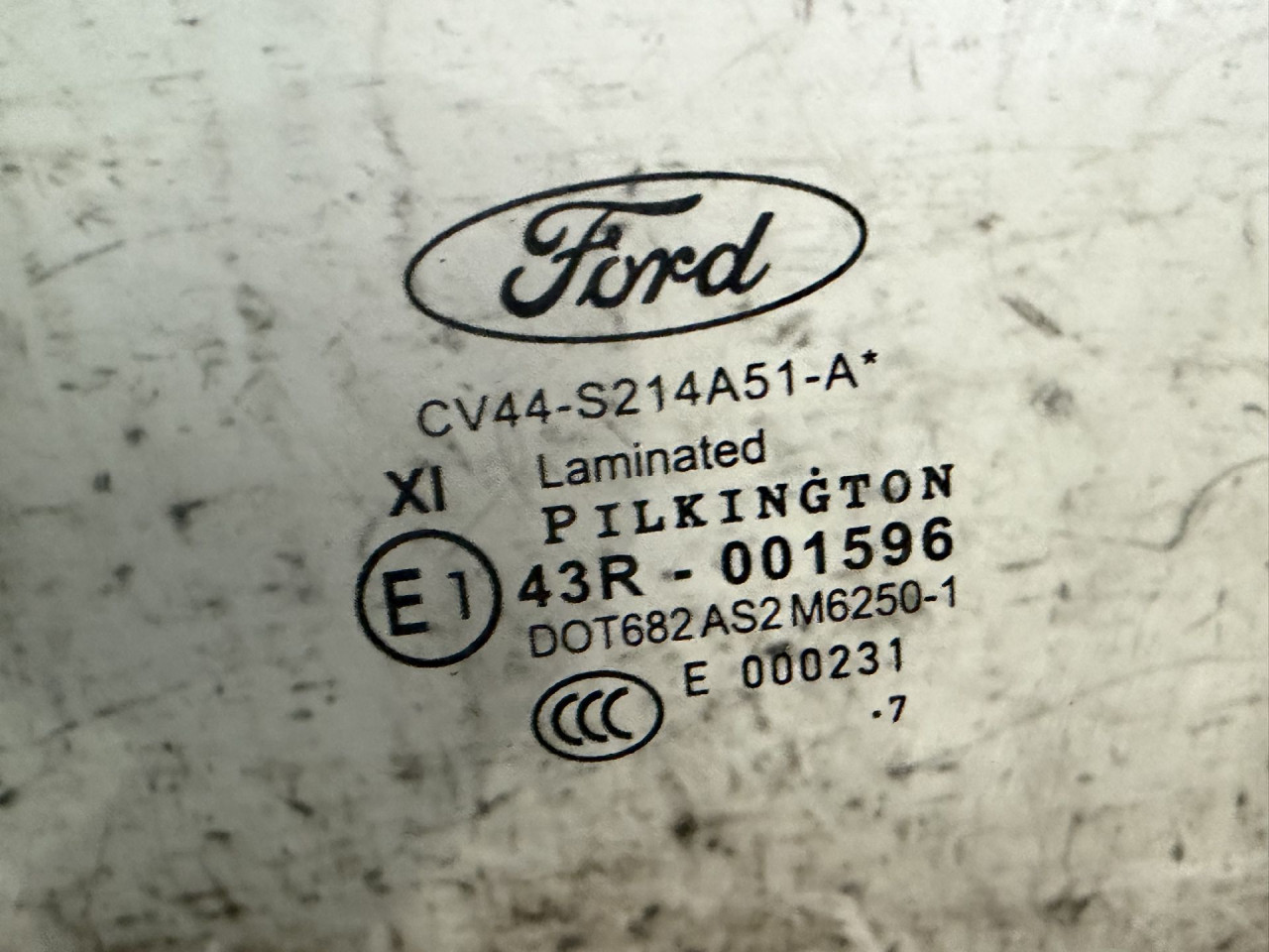 DIJELOVI STAKLO FORD KUGA > 16-19 1.5 CV44S214A51A
