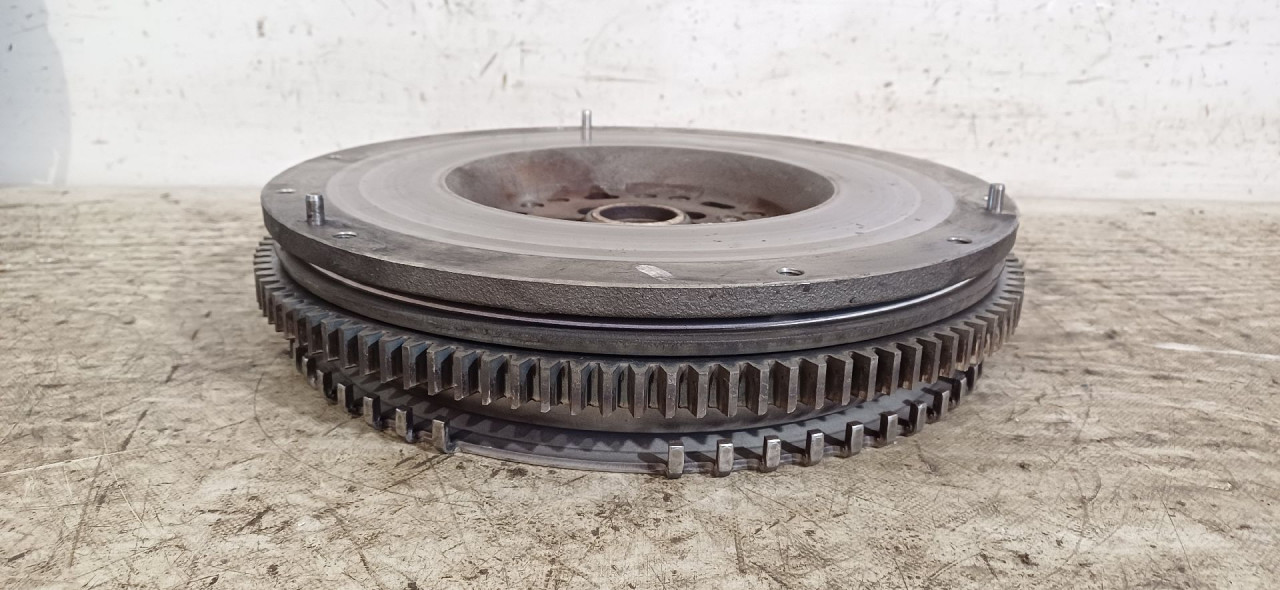 ZAMAJAC NISSAN NAVARA PATHFINDER > 10-15 123105X00A