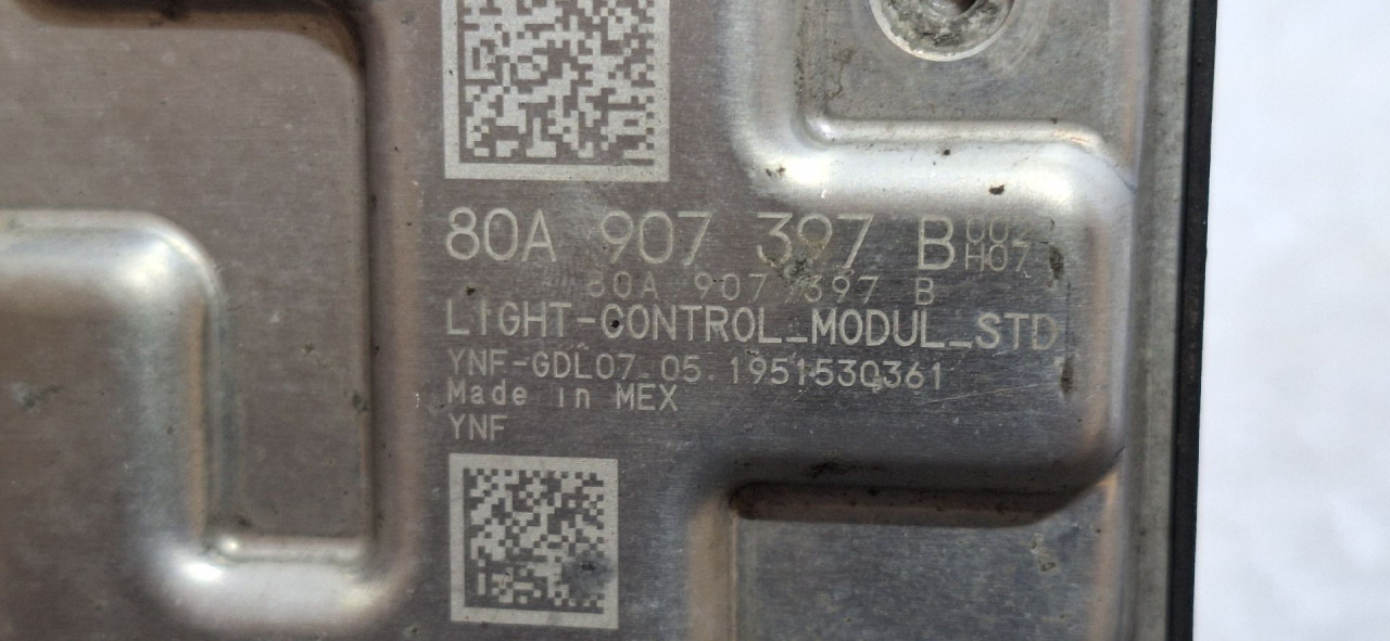 DIJELOVI BALAST FARA AUDI Q5 (FY) > 17 - 20  80A907397B