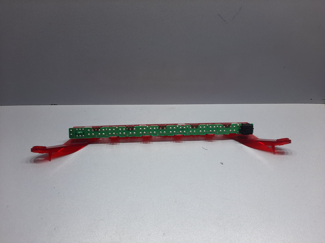 TRECE STOP SVJETLO BMW SERIJA 1 (E87/E81) > 04-07 69246