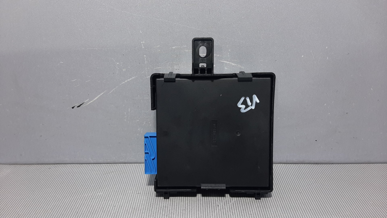 DIJELOVI ELEKTRONIKA MODUL OPEL INSIGNIA > 09-13 13325749AA