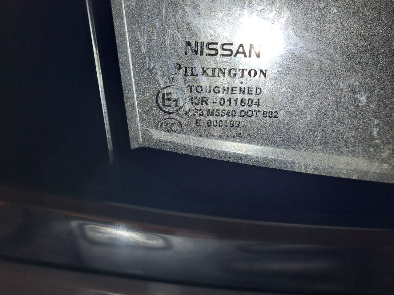 DIJELOVI STAKLO NISSAN QASHQAI > 21-