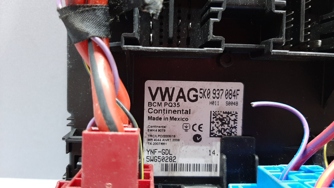 ELEKTRONIKA MODUL VW TOURAN > 10-15 5K0937084F