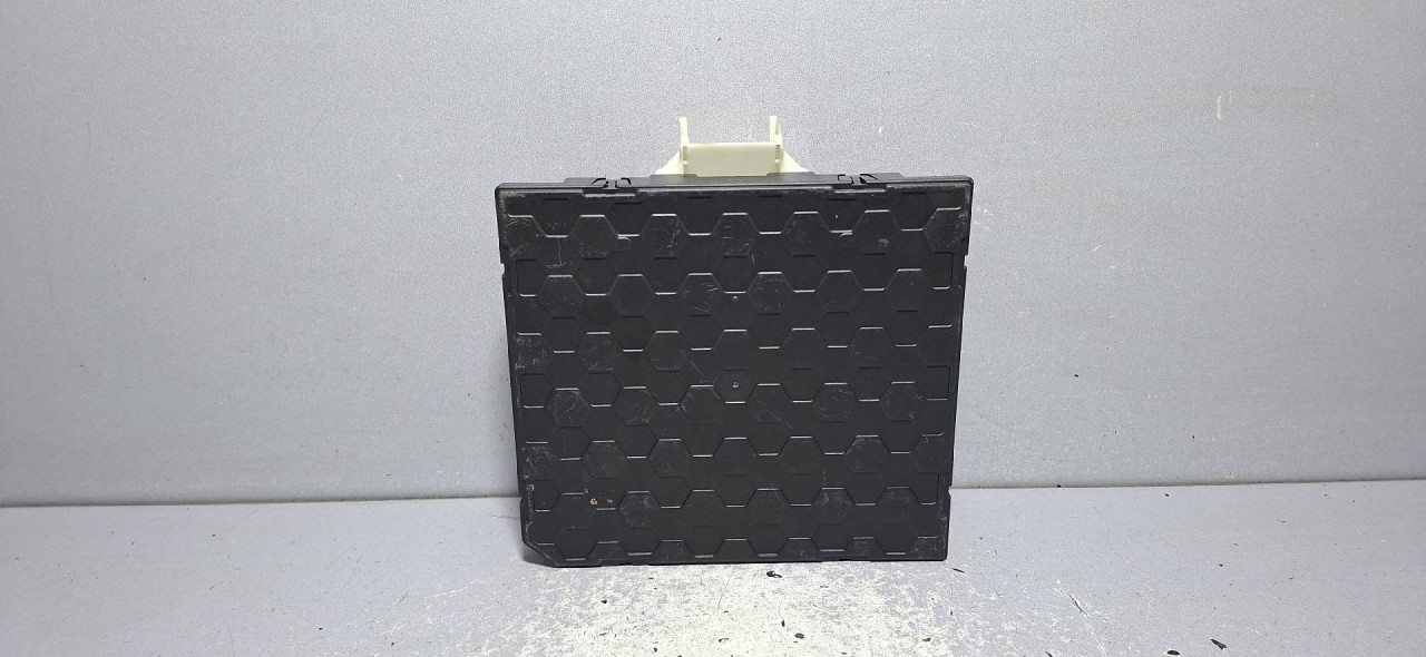 DIJELOVI BCM ELEKTRONIKA VW PASSAT B8 > 14-19 5Q0937086BC