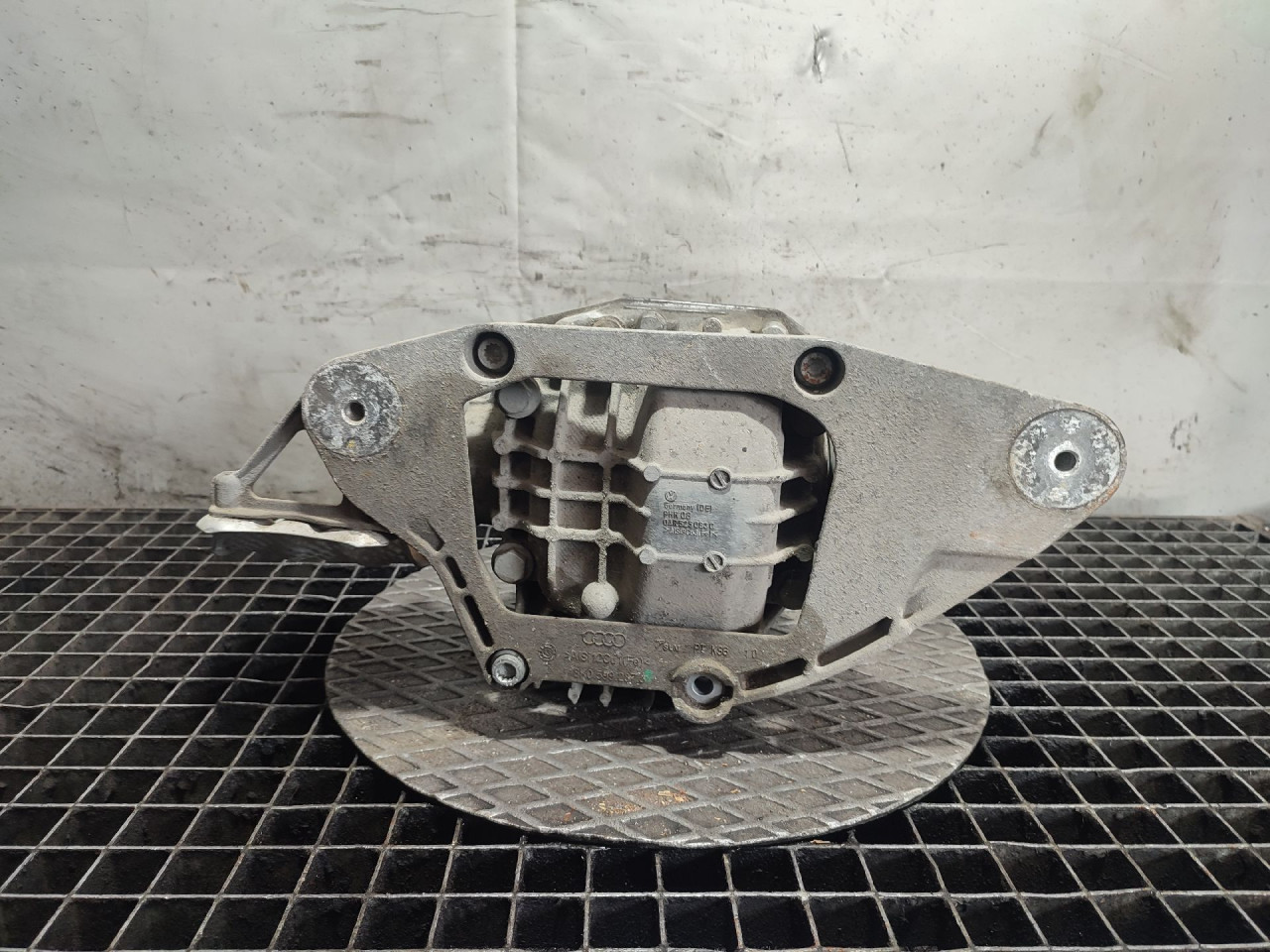 DIFERENCIJAL AUDI A4 (B8) > 12-15 OAR525053E