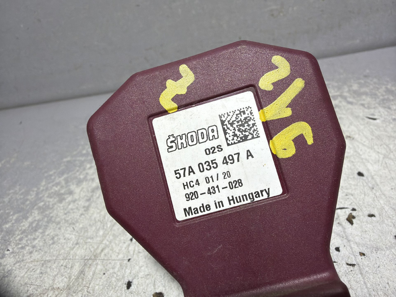 DIJELOVI ANTENA SKODA KAROQ > 17- 57A035497A
