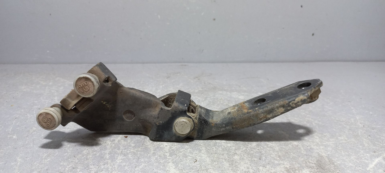 DIJELOVI KLIZAC NISSAN QASHQAI > 18-21 2K0843336A