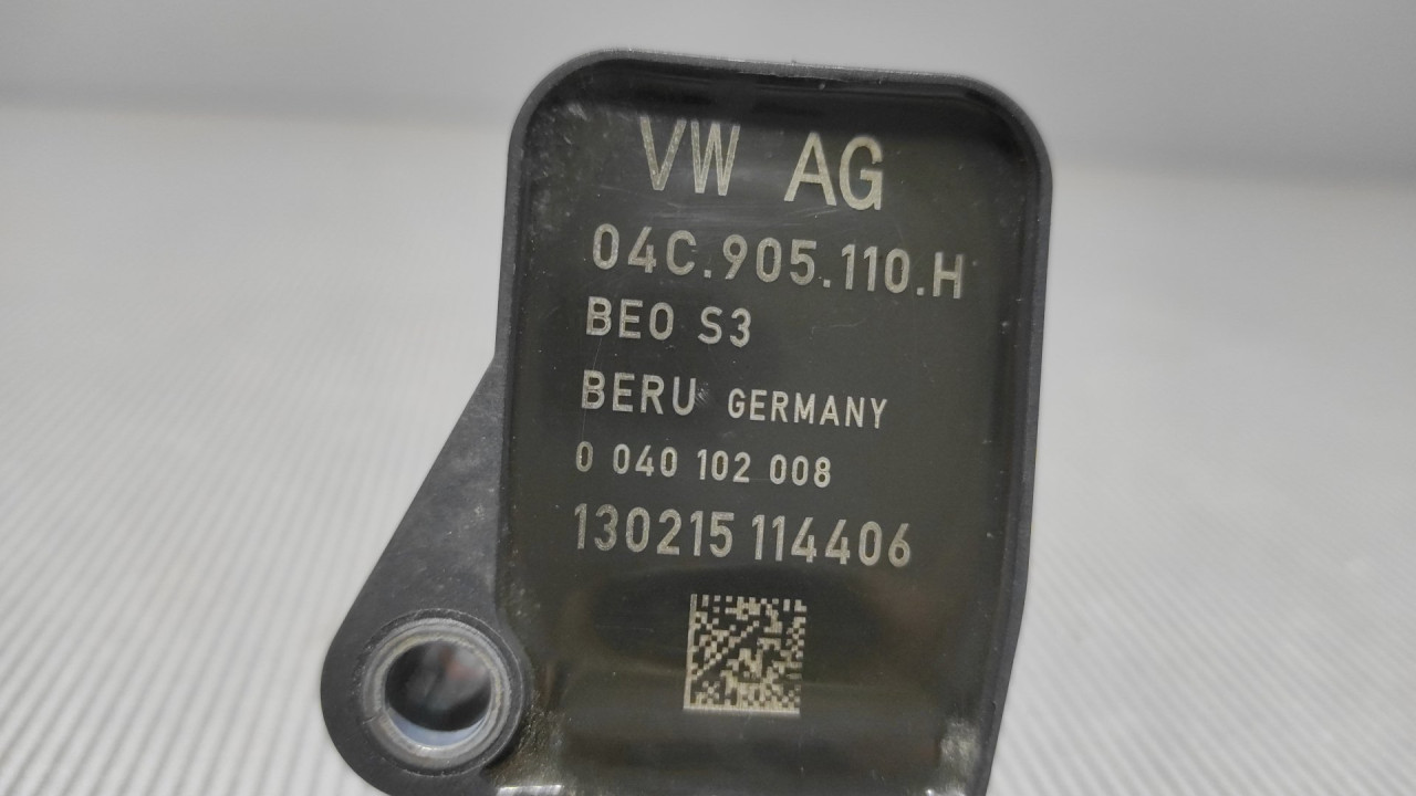DIJELOVI BOMBINA VW GOLF 7 > 12-16 04C905110H
