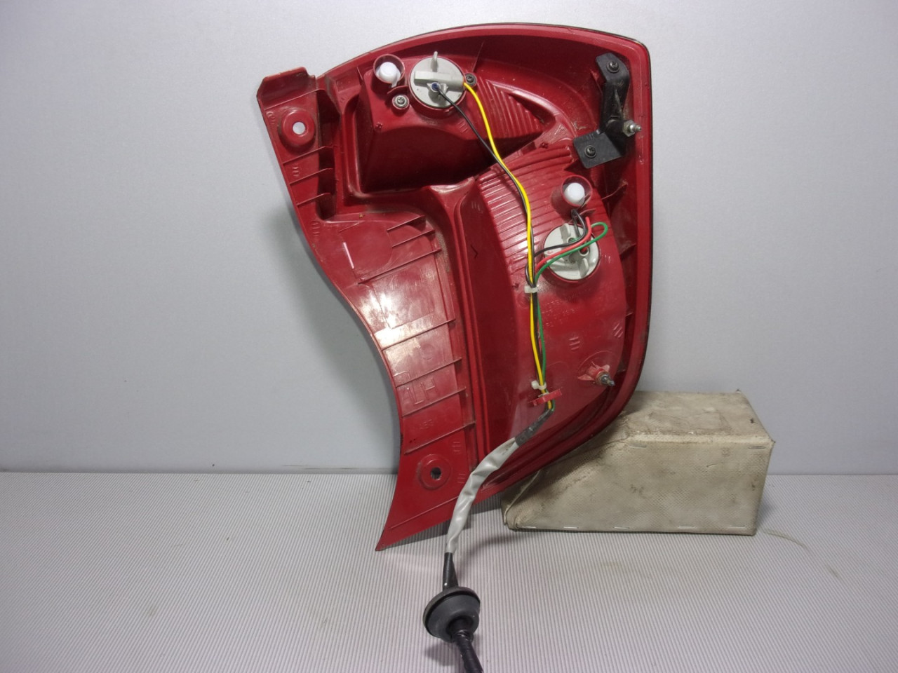 STOP SVJETLO KIA PICANTO > 11-15 KI324015