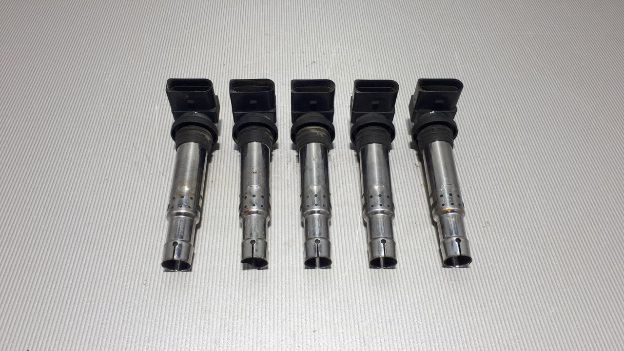 DIJELOVI BOMBINA SEAT LEON > 99-05 036905715F