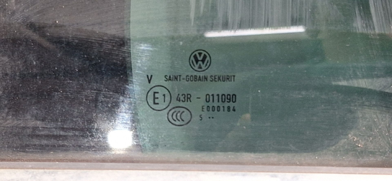DIJELOVI STAKLO VW PASSAT B8 > 14-19