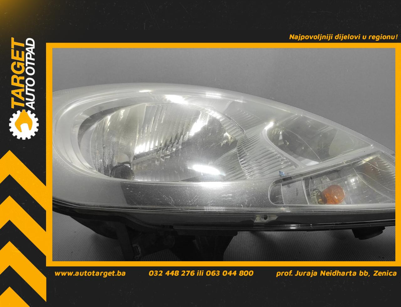 DIJELOVI FAR RENAULT TRAFIC > 07-14 8200701356