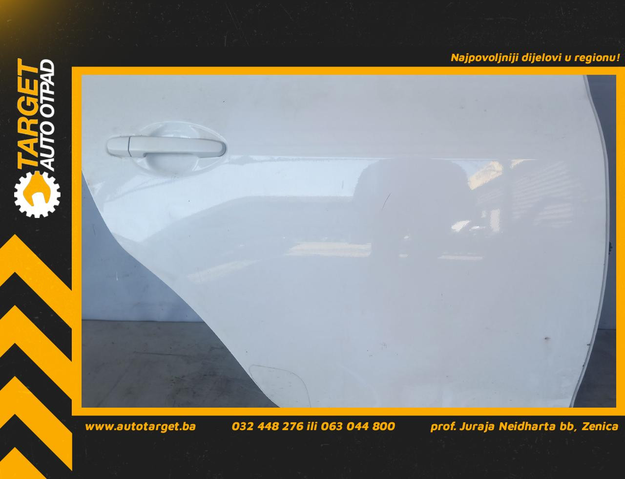 DIJELOVI VRATA TOYOTA AURIS > 11-12 1.8