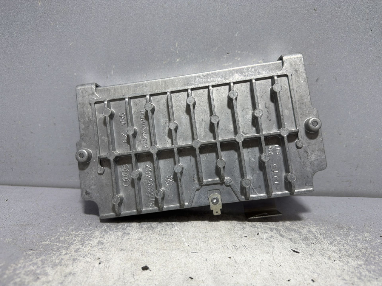 DIJELOVI ELEKTRONIKA MODUL AUDI A4 (B8) > 07-11 8T0035462