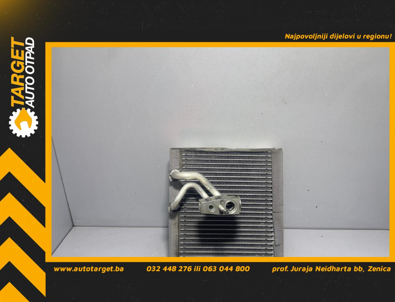 DIJELOVI MALI HLADNJAK OPEL INSIGNIA > 14-16 1.6 16454271