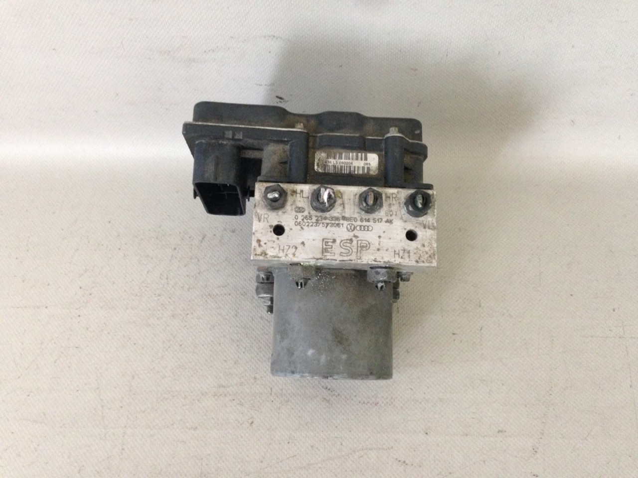 ABS ELEKTRONIKA AUDI A4 (B7) > 04-07 8E0910517D 8E06145