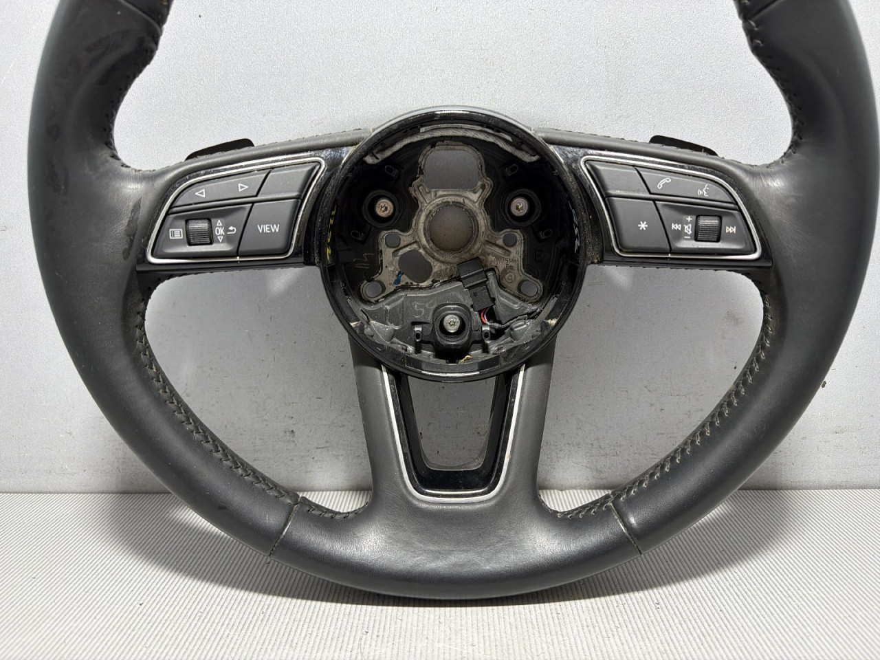 DIJELOVI VOLAN AUDI A4 (B9) > 19- 2.0 8W0419091EK