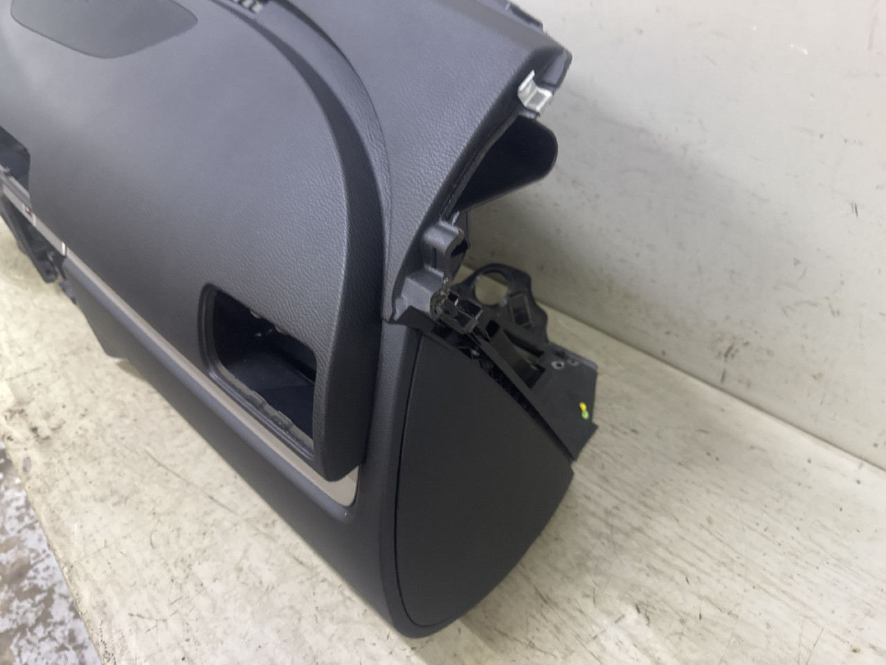 INSTRUMENT TABLA VW PASSAT B6 > 05-10 3C1857003QT