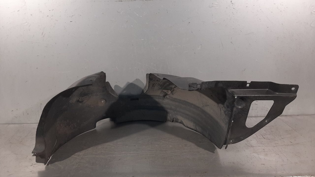 UNUTRASNJI BLATOBRAN PEUGEOT 208 > 12-15 9673768880