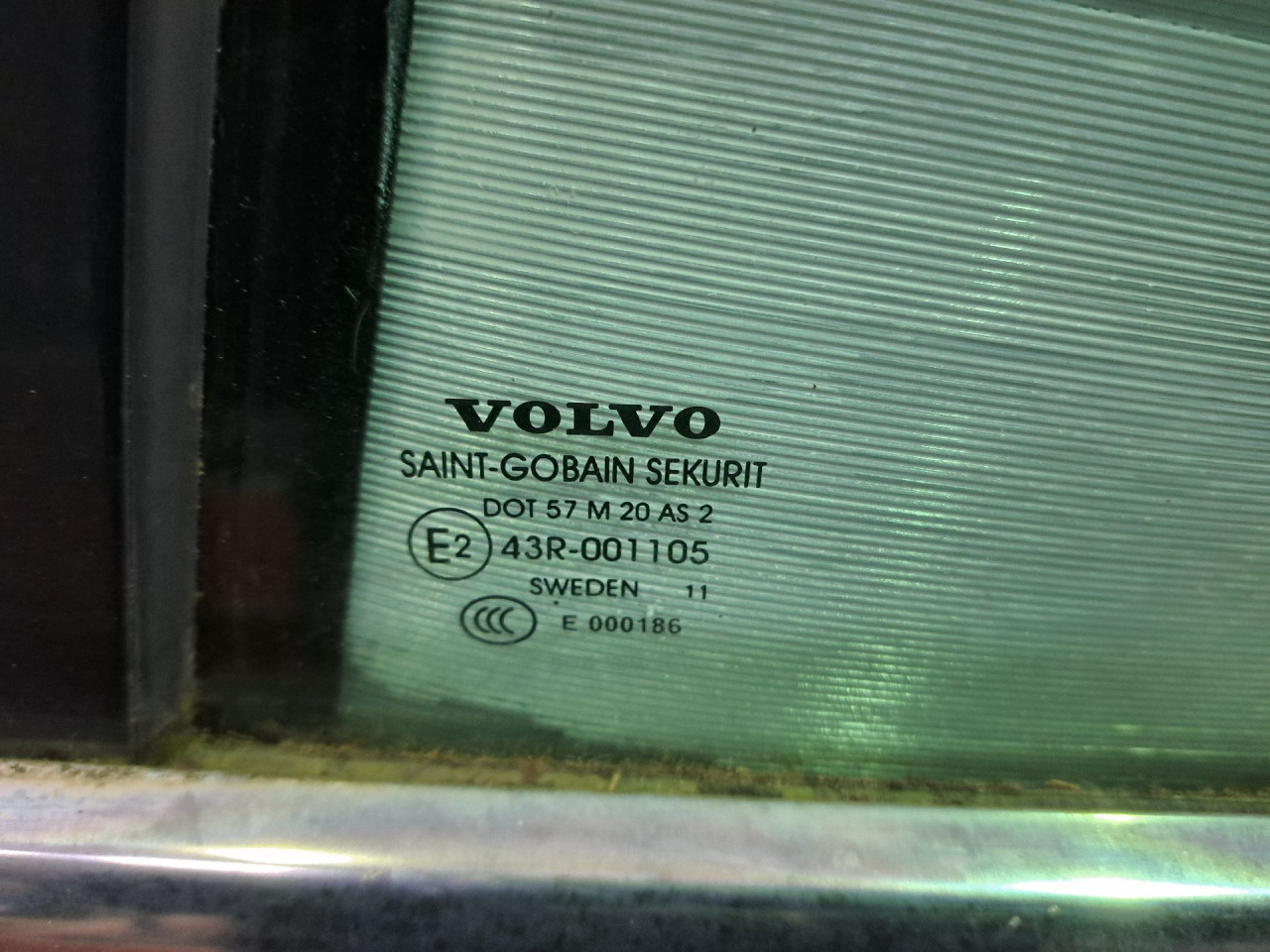 DIJELOVI STAKLO VOLVO XC70 > 07-13