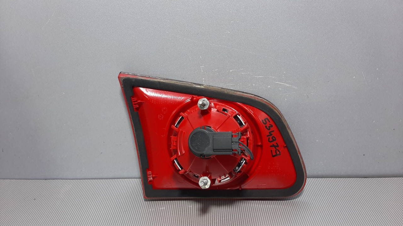 STOP SVJETLO VW PASSAT B6 > 05-10 3C9945094