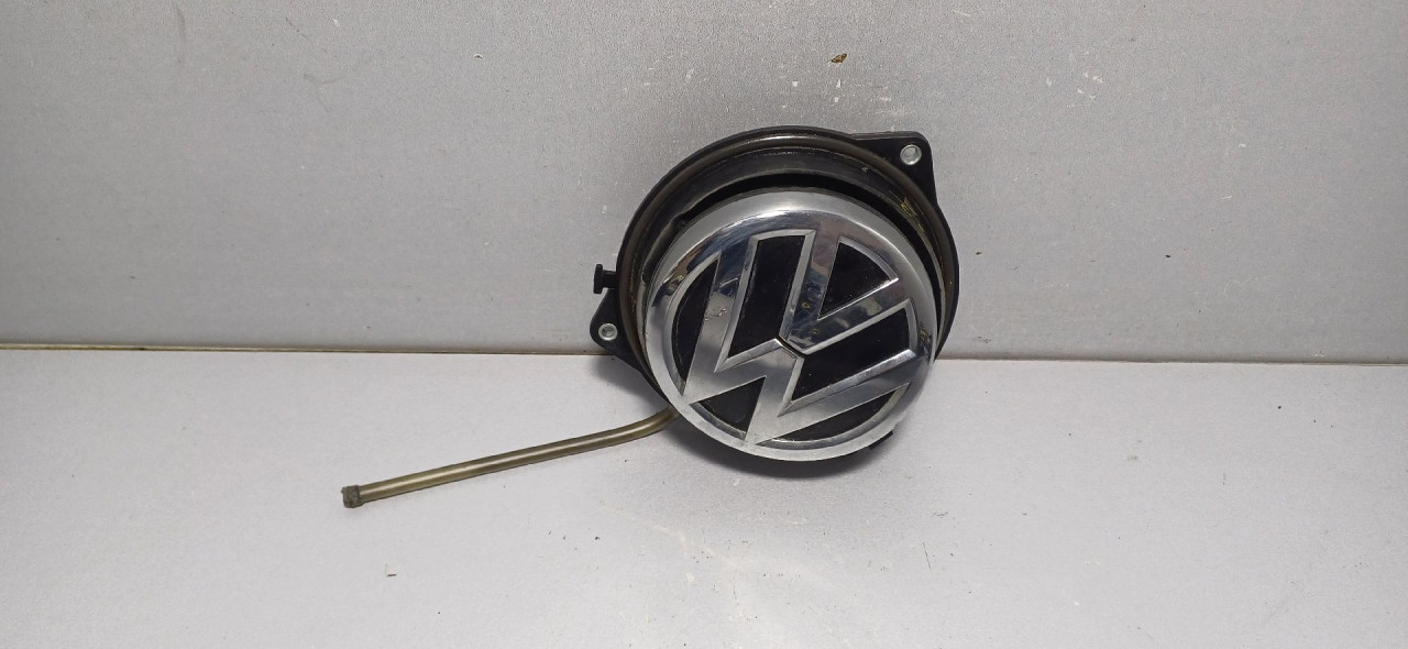 DIJELOVI RUCKA GEPEKA VW GOLF 8 > 19- 5G9827469D