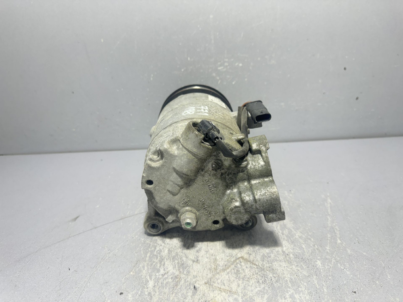 KOMPRESOR KLIME BMW SERIJA 5 (F10/F11) > 13-16 6811436
