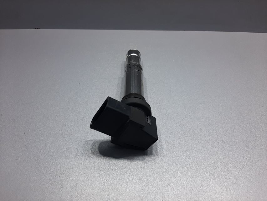 DIJELOVI BOMBINA VW PASSAT B6 > 05-10 036905715F
