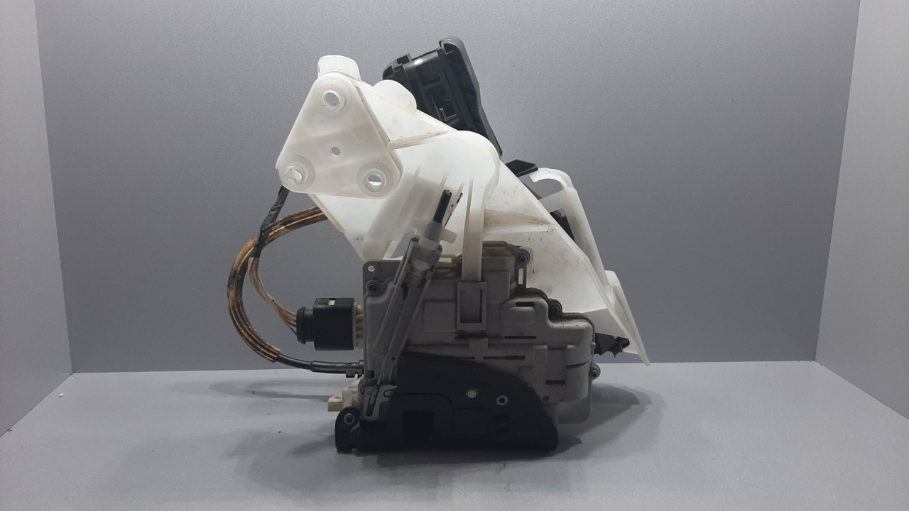 BRAVA VRATA VW PASSAT B7 > 10-14 3C4839016A