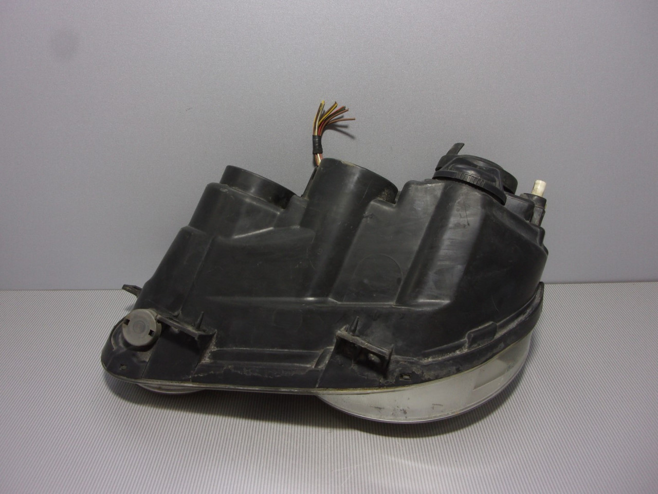 DIJELOVI FAR VW POLO > 01-05 VW021014 6Q1941008AF