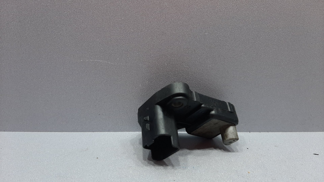 SENZOR RADILICE PEUGEOT 208 > 12-15 9664387380