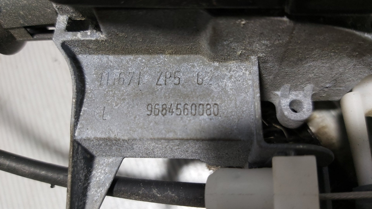 DIJELOVI RUCKA VRATA CITROEN C3 > 09-13 9684560080
