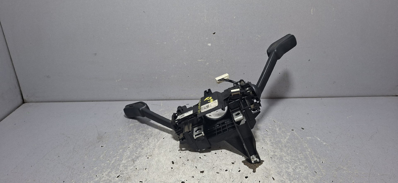 DIJELOVI RUCICE VOLANA VW PASSAT B8 > 14-19 1.6 3Q0953521CS