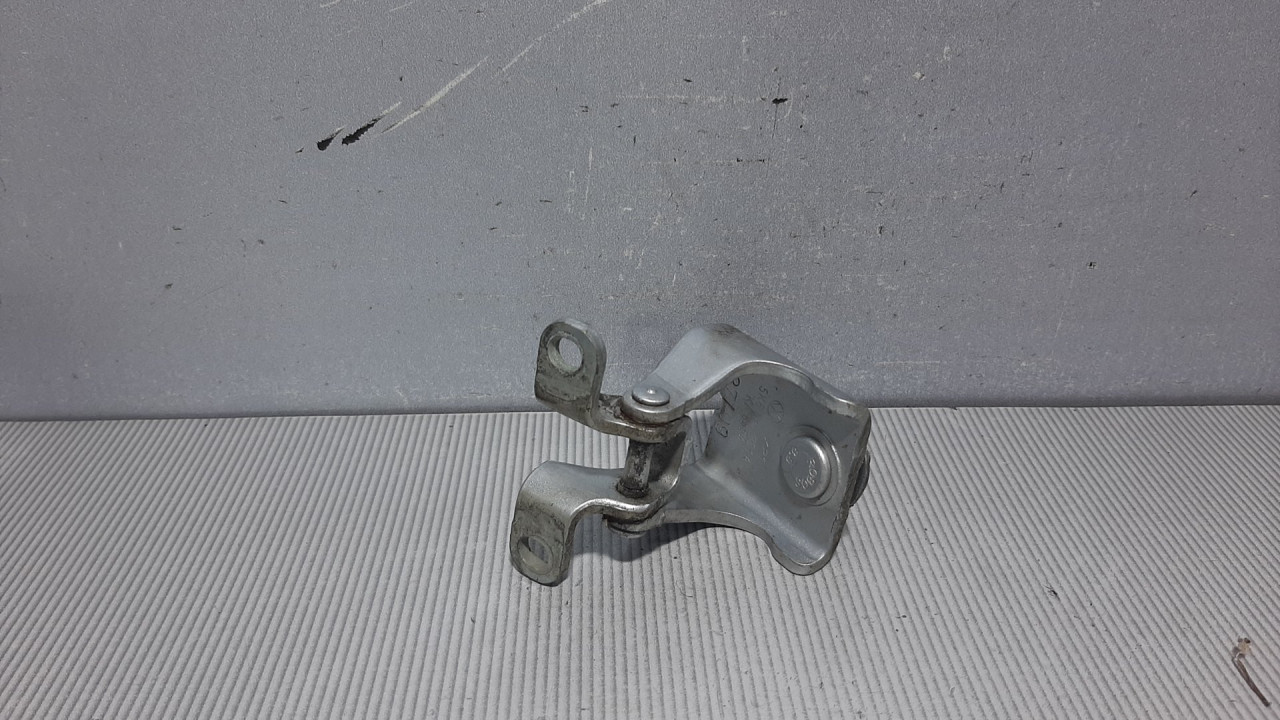 BAGLAMA GEPEKA VW GOLF 6 > 08-12 5K6827301A