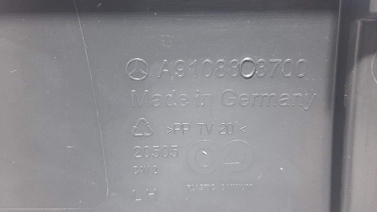 PLASTIKA BRANIKA MERCEDES SPRINTER > 18- A9108803700