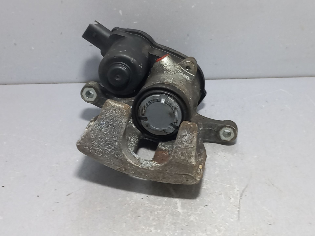KOCIONA KLJESTA AUDI A5 (8T) SPORTBACK > 11-17 8K061540