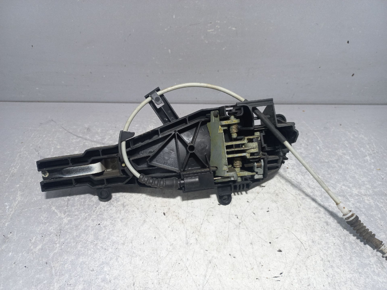 RUCKA VRATA BMW SERIJA 3 (E90/E91) > 05-08 51227199836