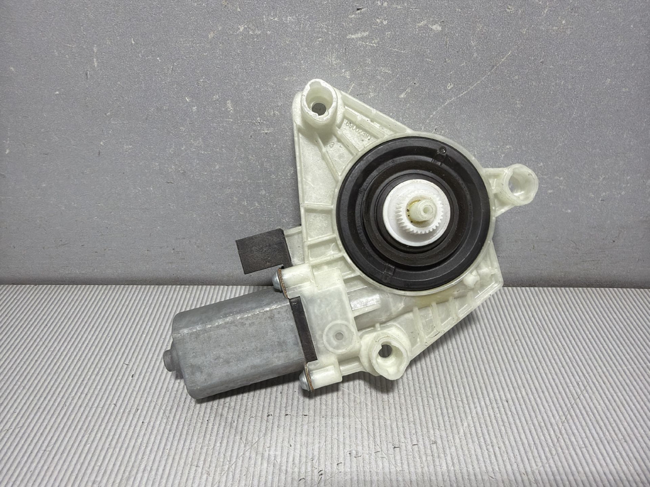 MOTORIC PODIZACA STAKLA SKODA KODIAQ > 21- 5Q4959801F