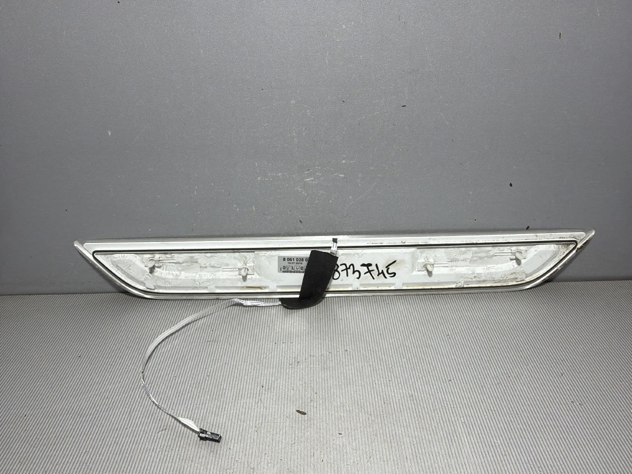 DIJELOVI LAJSNA BMW SERIJA 7 (G11/G12) > 15-19 3.0 8061028