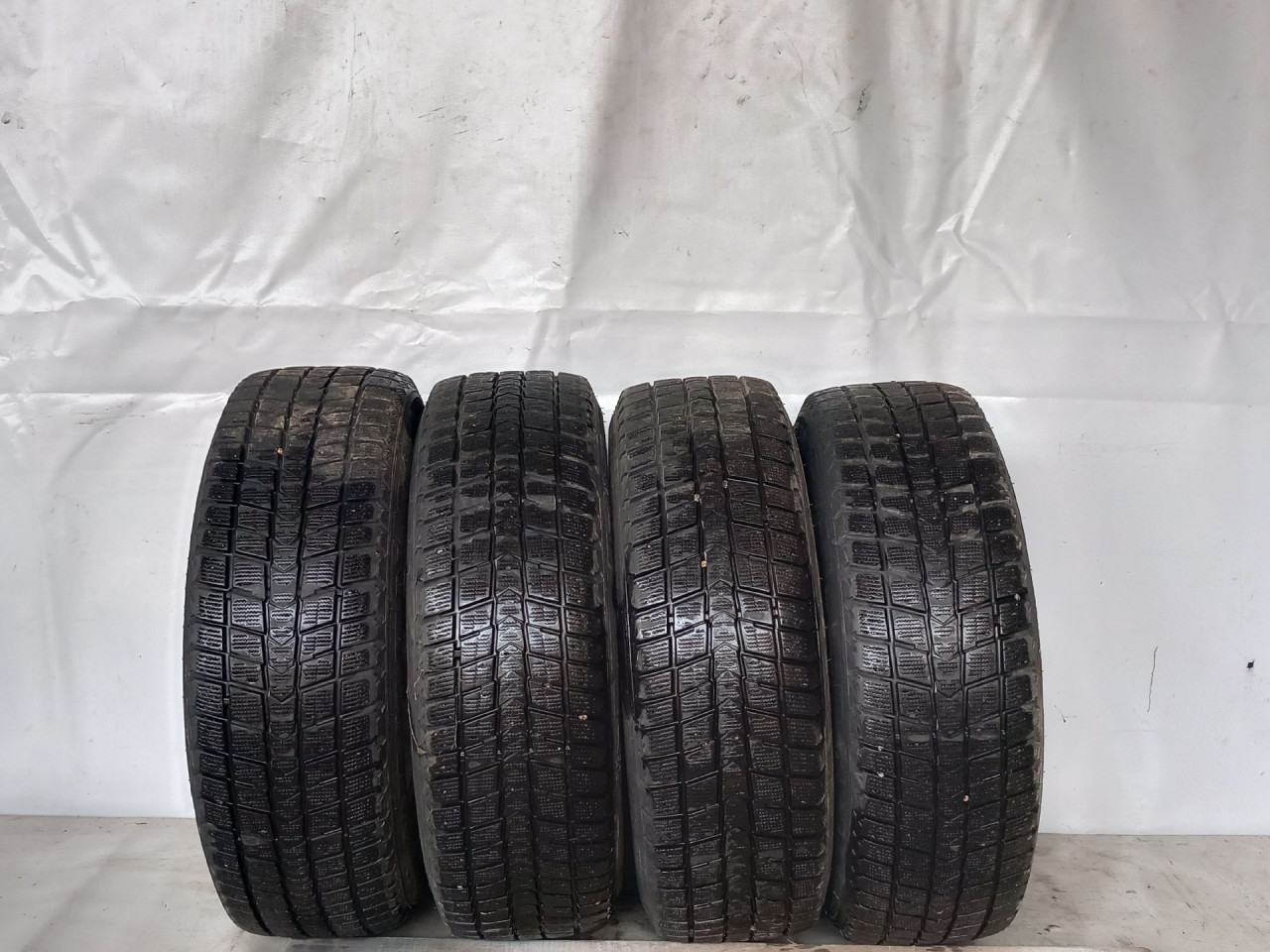 DIJELOVI GUME VW TIGUAN > 07-11 5N0601025A